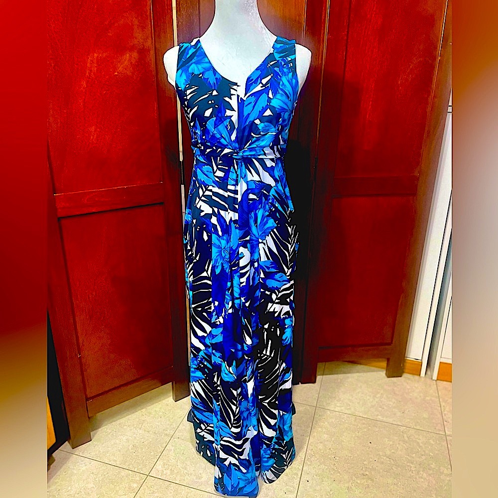 Vibrant Maxi Petite Small with Flattering Belt